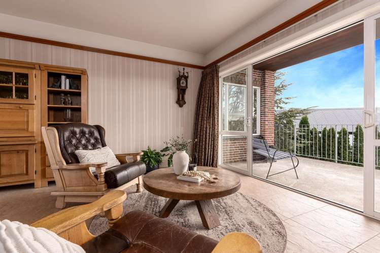 7 Nederland Avenue Burwood_14