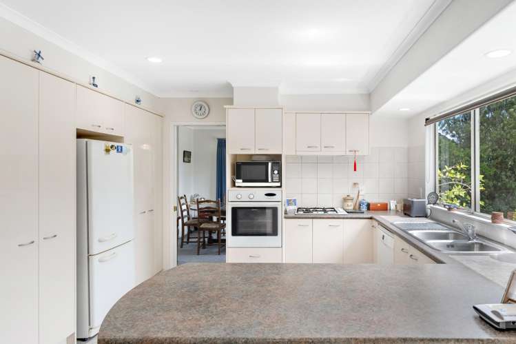 48 Claremont Way East Tamaki Heights_10