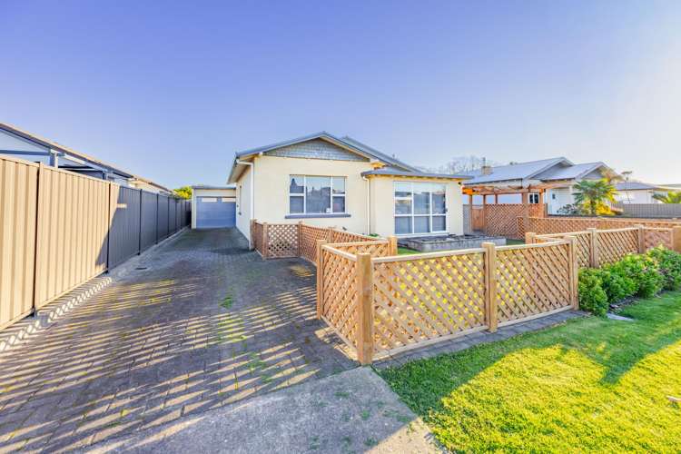 915 Avenue Road East Parkvale_14