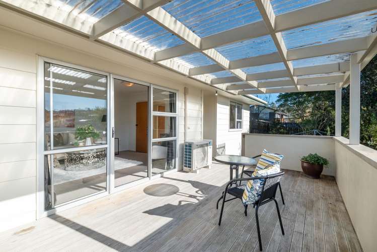 3 Tesla Place Totara Vale_4