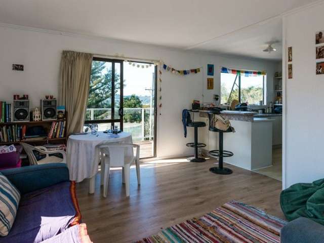 2/143 Wilma Road Surfdale_4