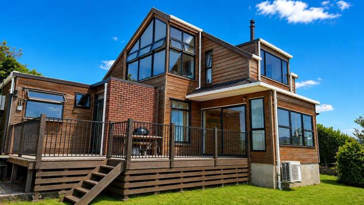 32 Inlet View_0