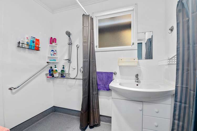 42 Roger Street Pukehangi_8