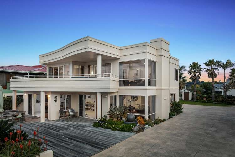 154 Ocean Road Ohope_13