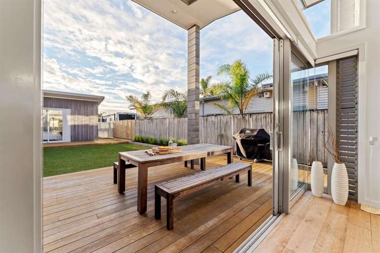 39 Paraoa Crescent Omaha_11