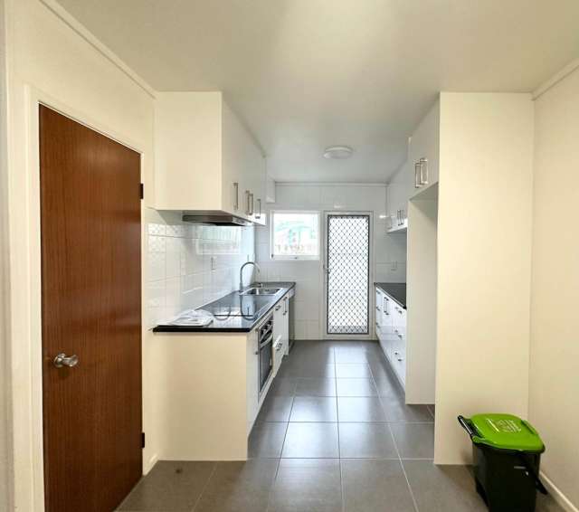 unit 3/100 St Lukes Road Mt Albert_3