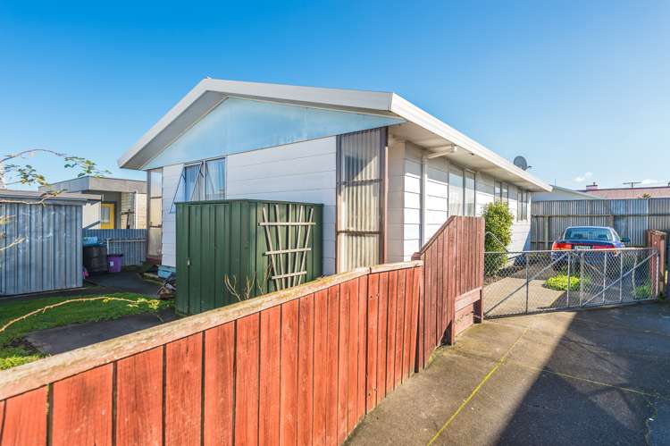 16b Mathieson Street_0