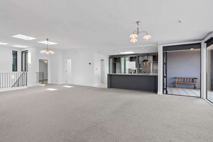 2/36 Victoria Road Devonport_2