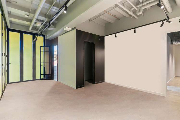 425 Beach Road Mairangi Bay_11