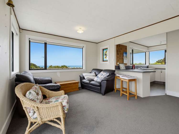 25 & 27 Totara Street Kaka Point_16