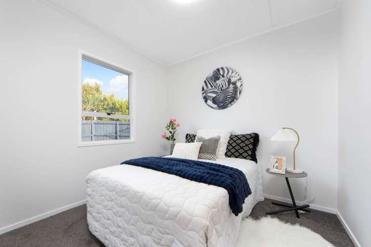 8 Katrina Place Massey_9