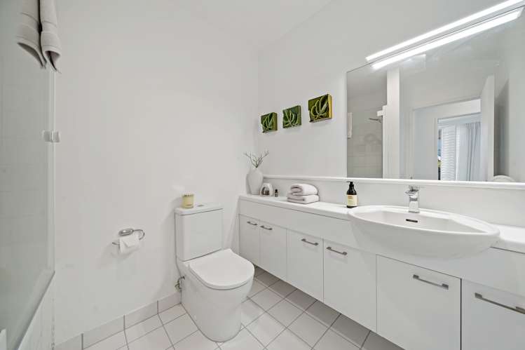 8a/97 Shortland Street Auckland Central_19