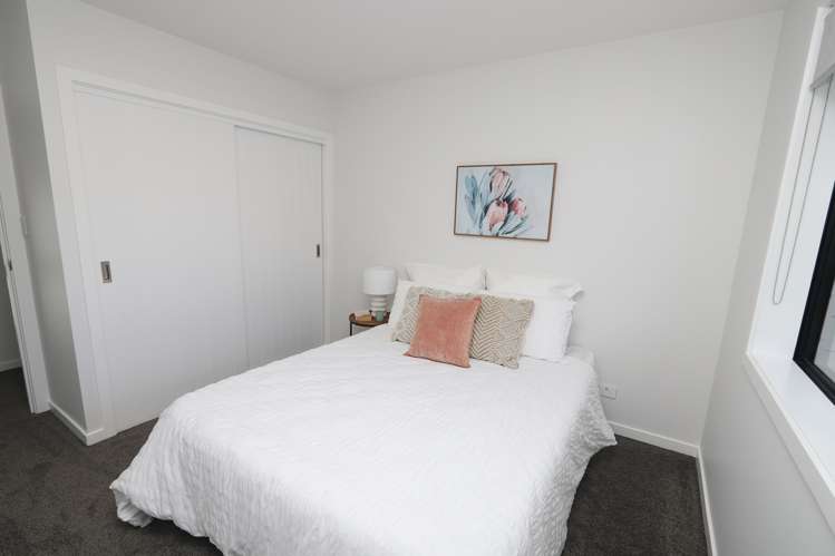 21 Redhaven Rise Netherby_24