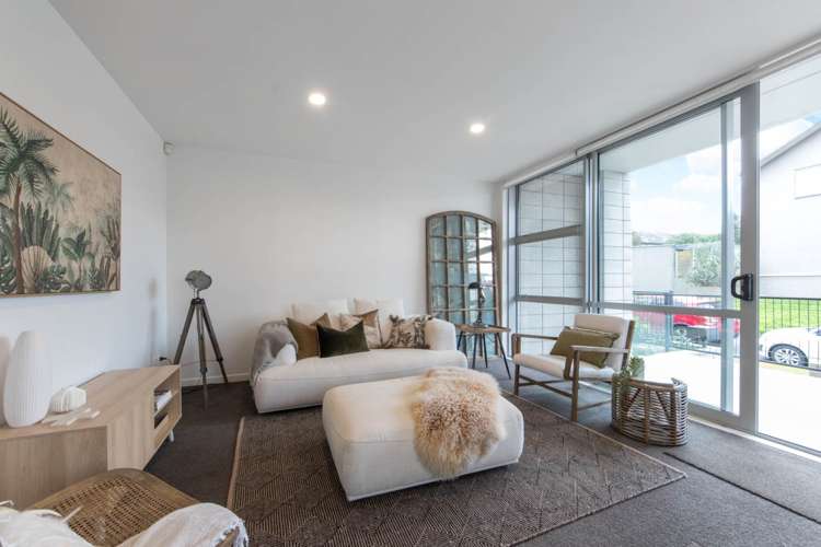 1 Bickerton Way Flat Bush_3