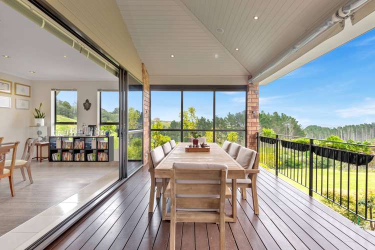 646 Redoubt Road Flat Bush_12