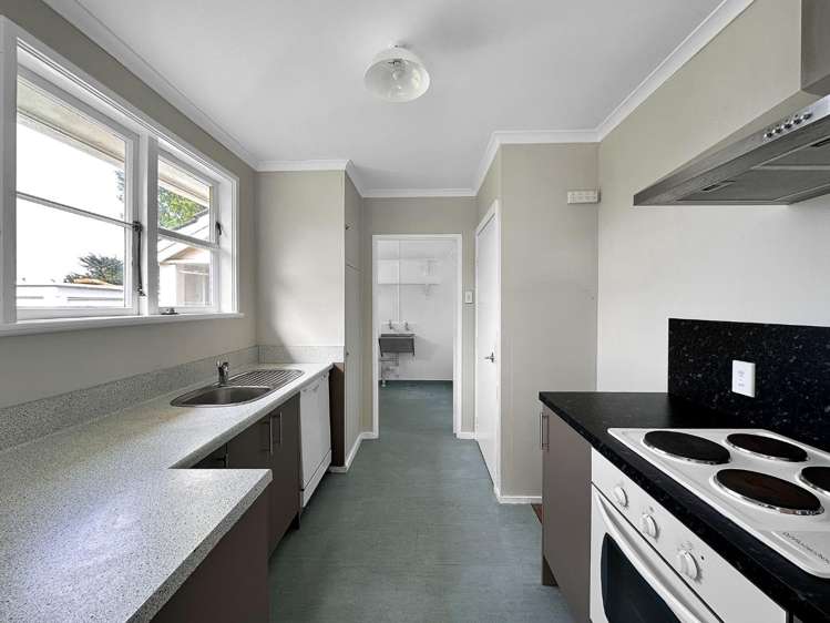 19 Maire Street 1208_1