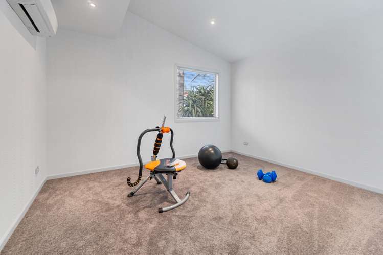 163A Paritai Drive Orakei_31