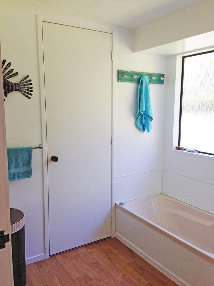 118 Waverley Place Whangamata_12