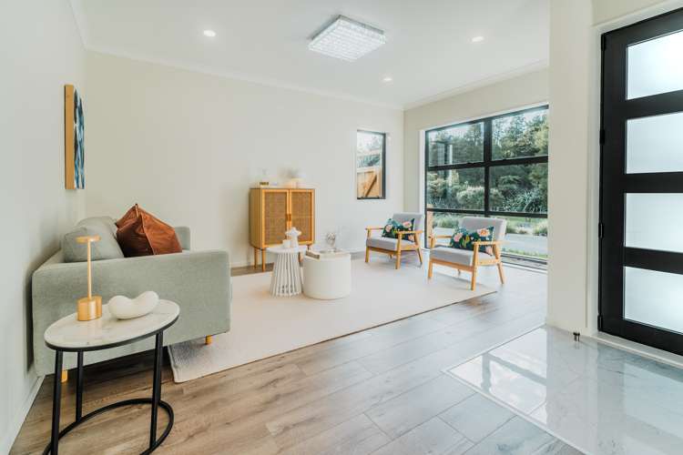 53 Bushfield Drive Flat Bush_1