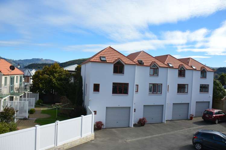 5e Church Street Akaroa_13