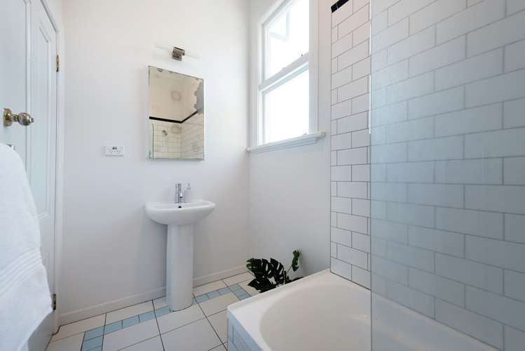 18 Dawson Street Berhampore_13