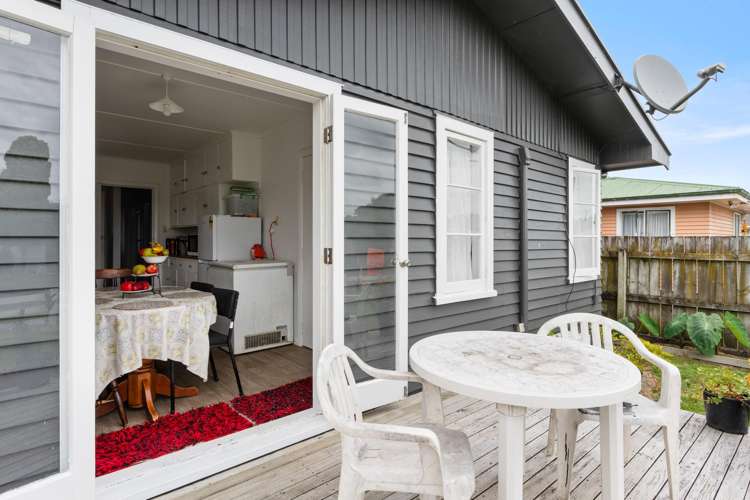 64 Daphne Street Outer Kaiti_1