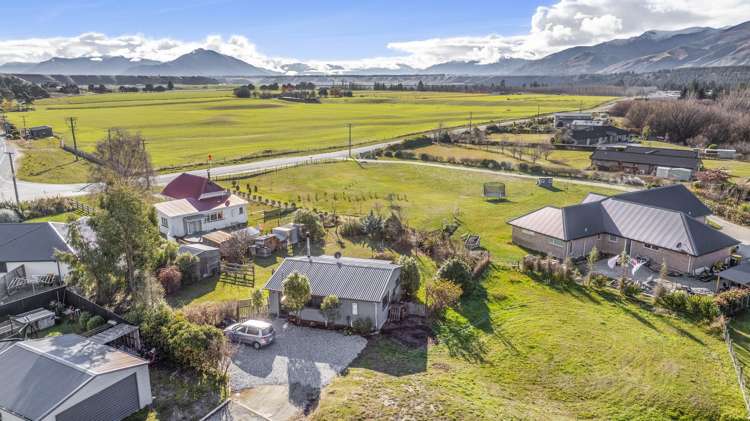 145 Main Road Luggate_17