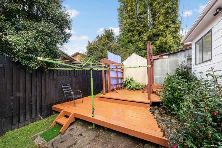 76 Gallony Avenue Massey_11