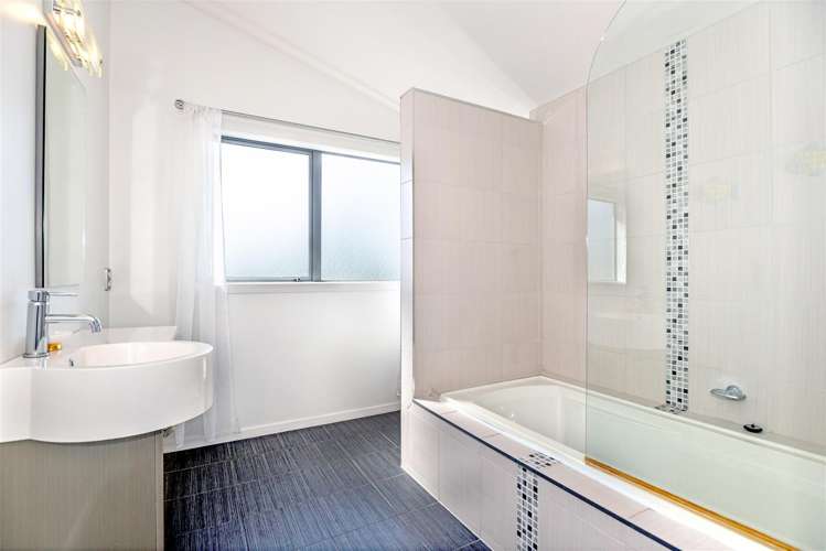 429 Palmerston Road Gisborne_13