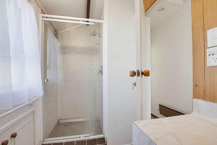 24 Sugarloaf Road Brooklyn_23