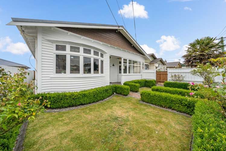 22 Bouverie Street Petone_18