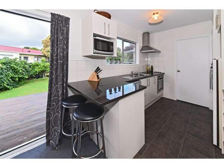 18 Stoll Place Clendon Park_10