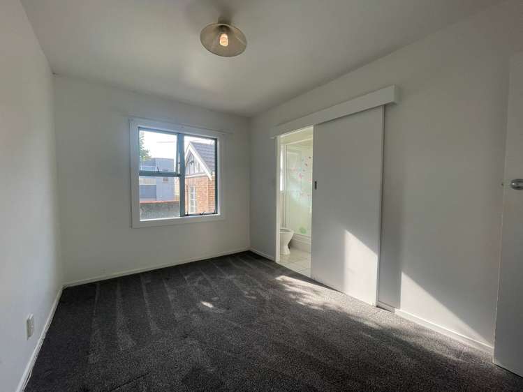 1/4 Wynyard Road Mount Eden_11