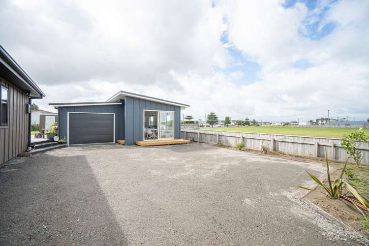 27 Hall Place Foxton Beach_3
