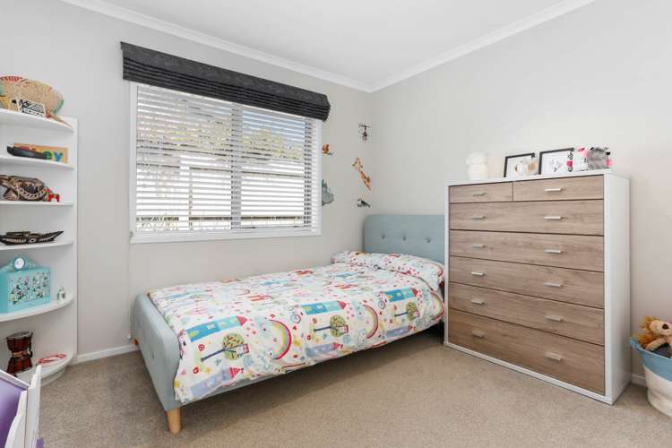 7 Larmer Drive Kumeu_12