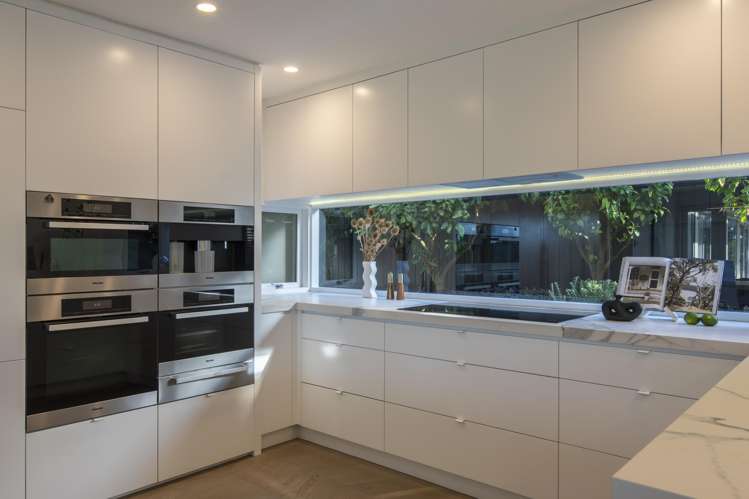 286 Hurstmere Road Takapuna_7