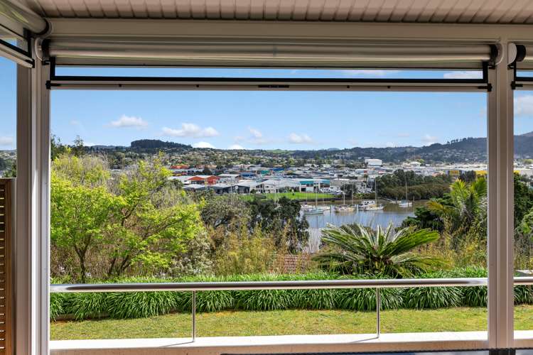 8 Punga Grove Avenue Riverside_5