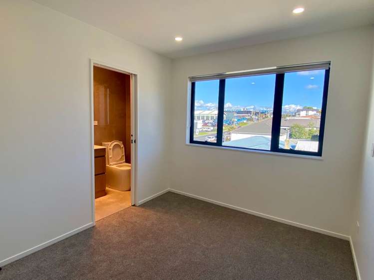 C/206 Archers Road Wairau Valley_11