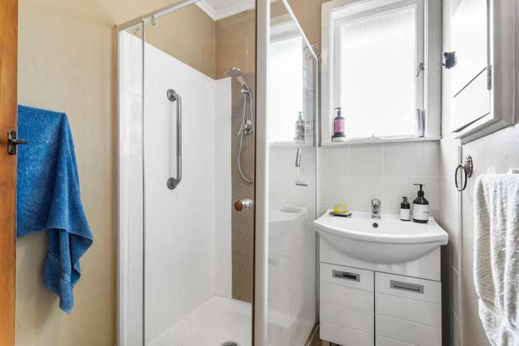 19 Tawa Crescent Manurewa_10