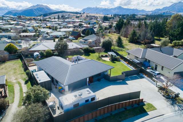 51 Mount Iron Drive Wanaka_2