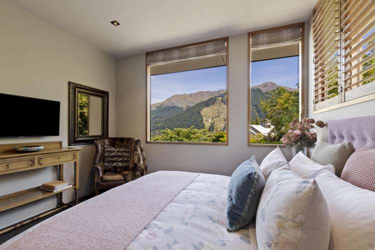 27 Edinburgh Drive Queenstown_14