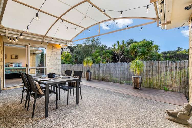 48 Jelas Road Red Beach_11