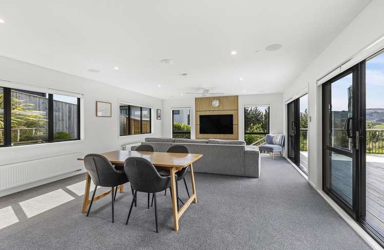 168 Endeavour Drive Whitby_8