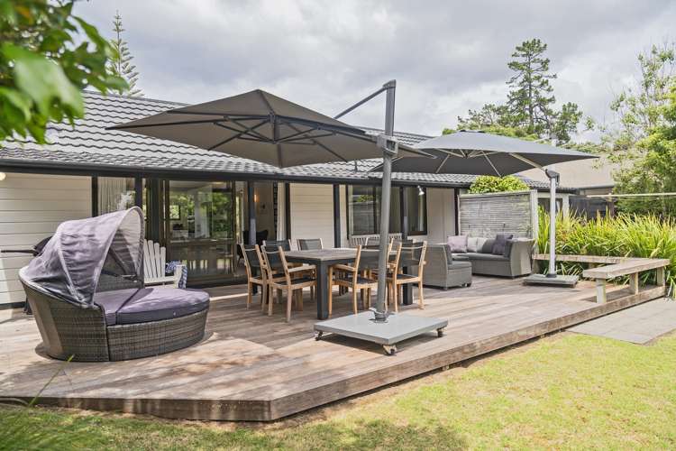 17 Lowe Park Lane Pauanui_1