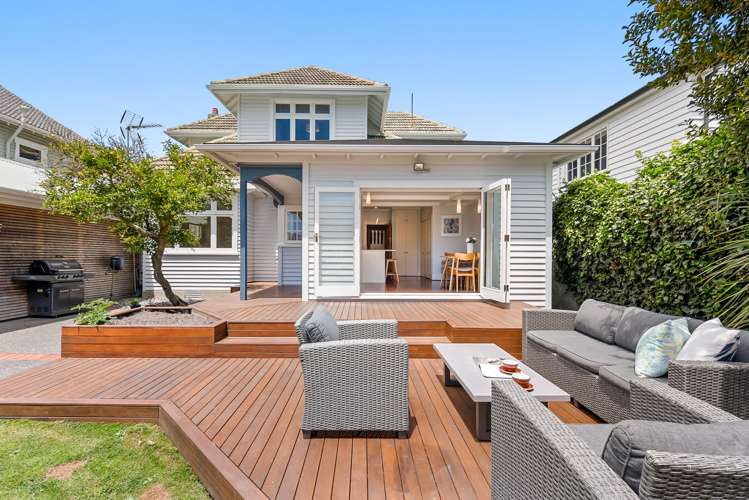 17 Saint Albans Grove Woburn_21