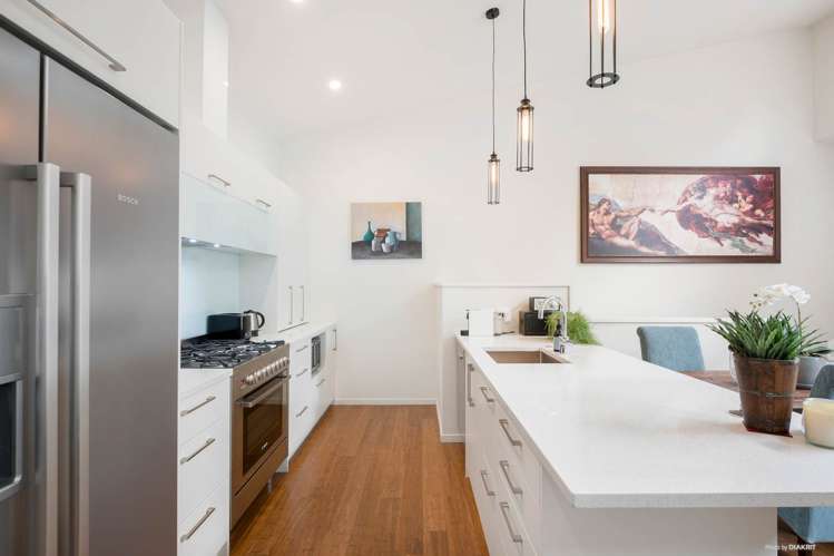 2-30B Kempthorne Crescent Mission Bay_4