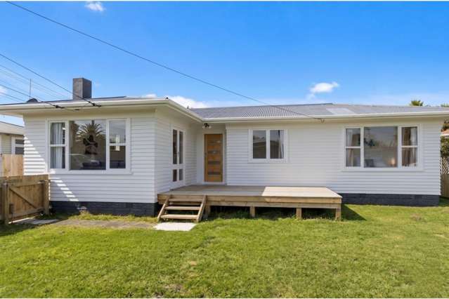Spacious & Modern Family Home Available in Manurewa