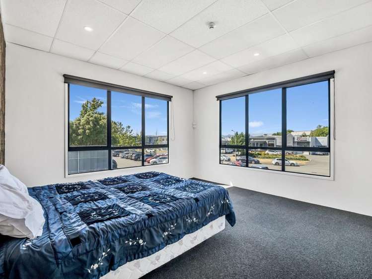 2/8 Homersham Place Burnside_16