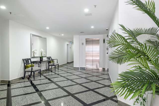 Apt 3I/175 Hurstmere Road Takapuna_2