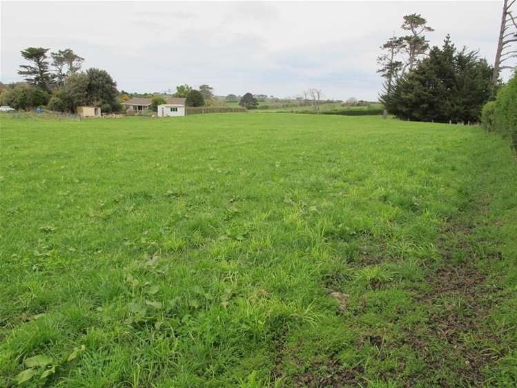 174 Main South Road Green Island_15